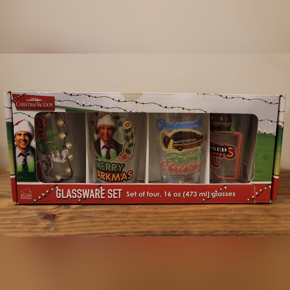 National Lampoon's Chrismas Vacation Themed Glassware, Set of 4